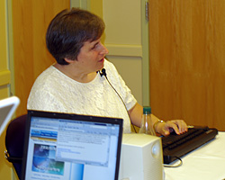 Amy Ruell, President of VIBUG, at the keyboard.